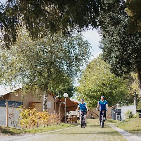 Ardenparks La Petite Suisse - Maeva Vacansoleil Manhay