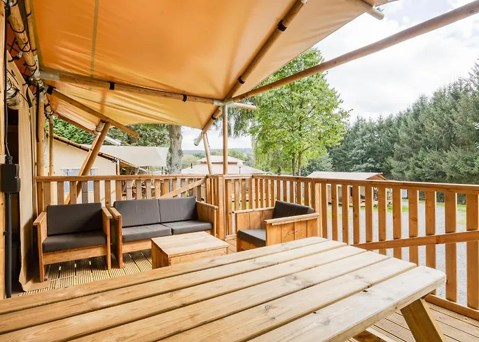 Ardenparks La Petite Suisse - Maeva Vacansoleil 营地 Manhay